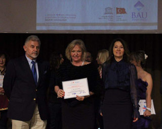 Nagrade za afirmaciju srpske literature u svetu na Festivalu HKU